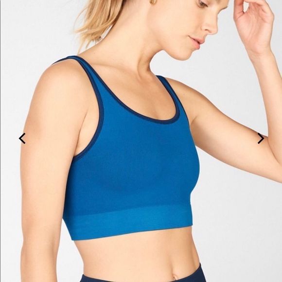 Like new Fabletics extended 3 piece outfit - Picture 5 of 16